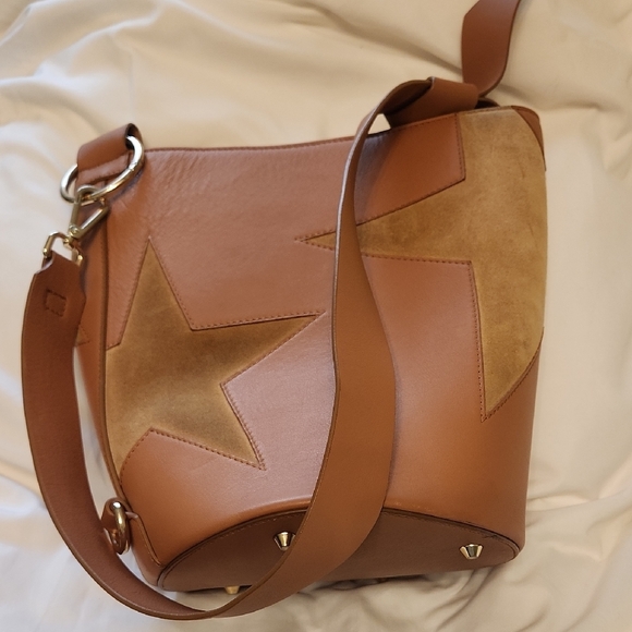Tan Star-Accent Shoulder Bag - Picture 2 of 8